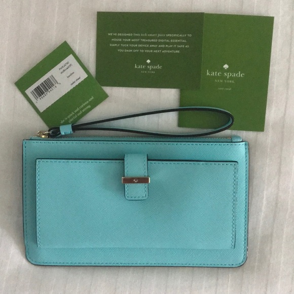kate spade Handbags - Kate spade ♠️ cedar street karolina wristlet